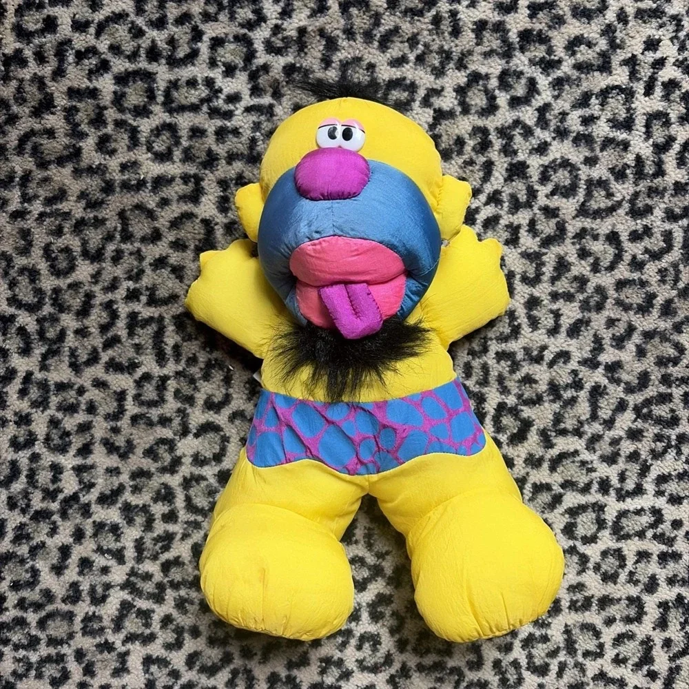 Puffalump‎ 1992 Fisher Price, Rocky Caveman Yellow Plush Grunts squeezed Works!